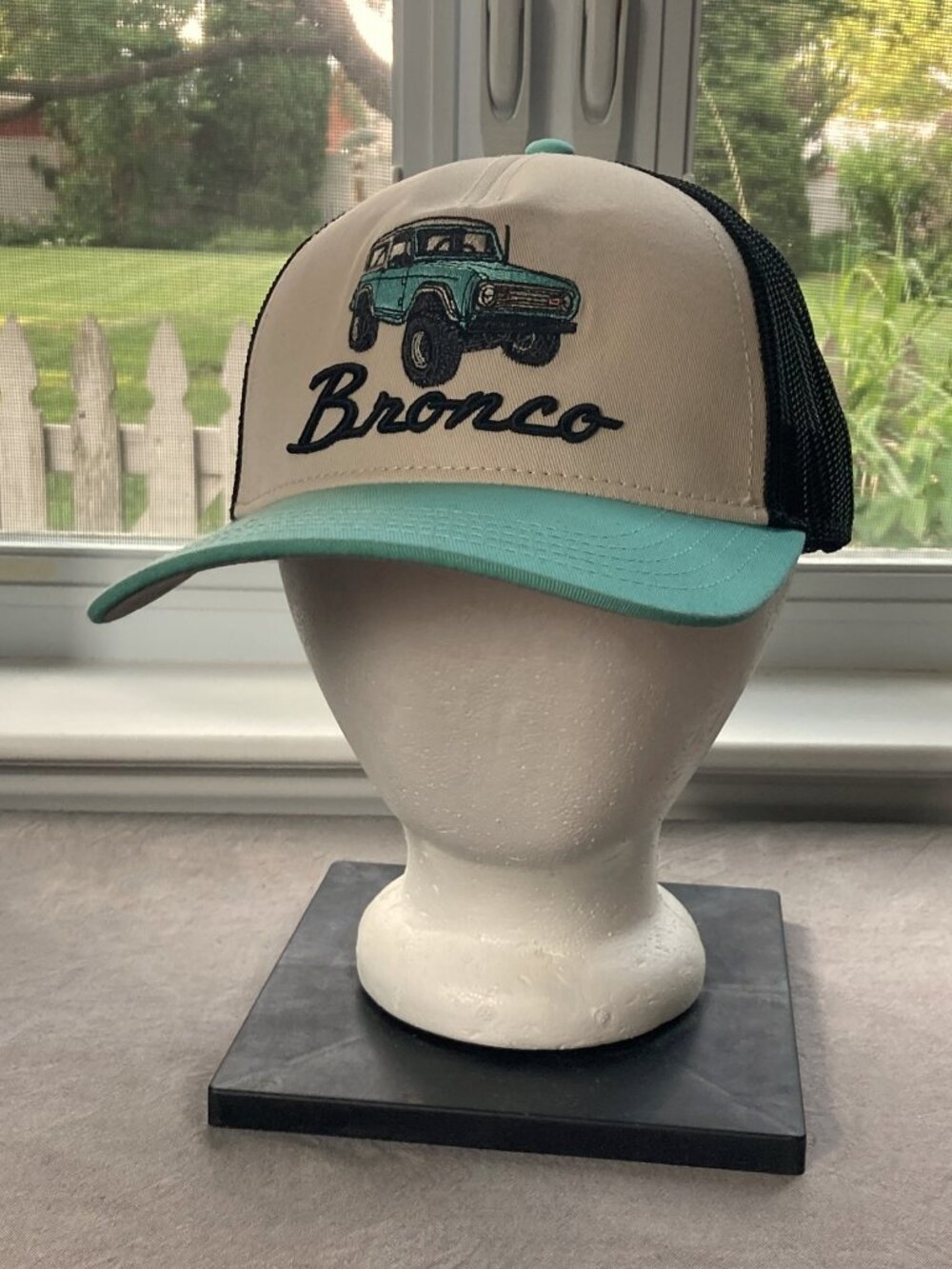 Ford Bronco Unisex Baseball Trucker Hat, Snapback, AMERICAN NEEDLE, Aeropostale